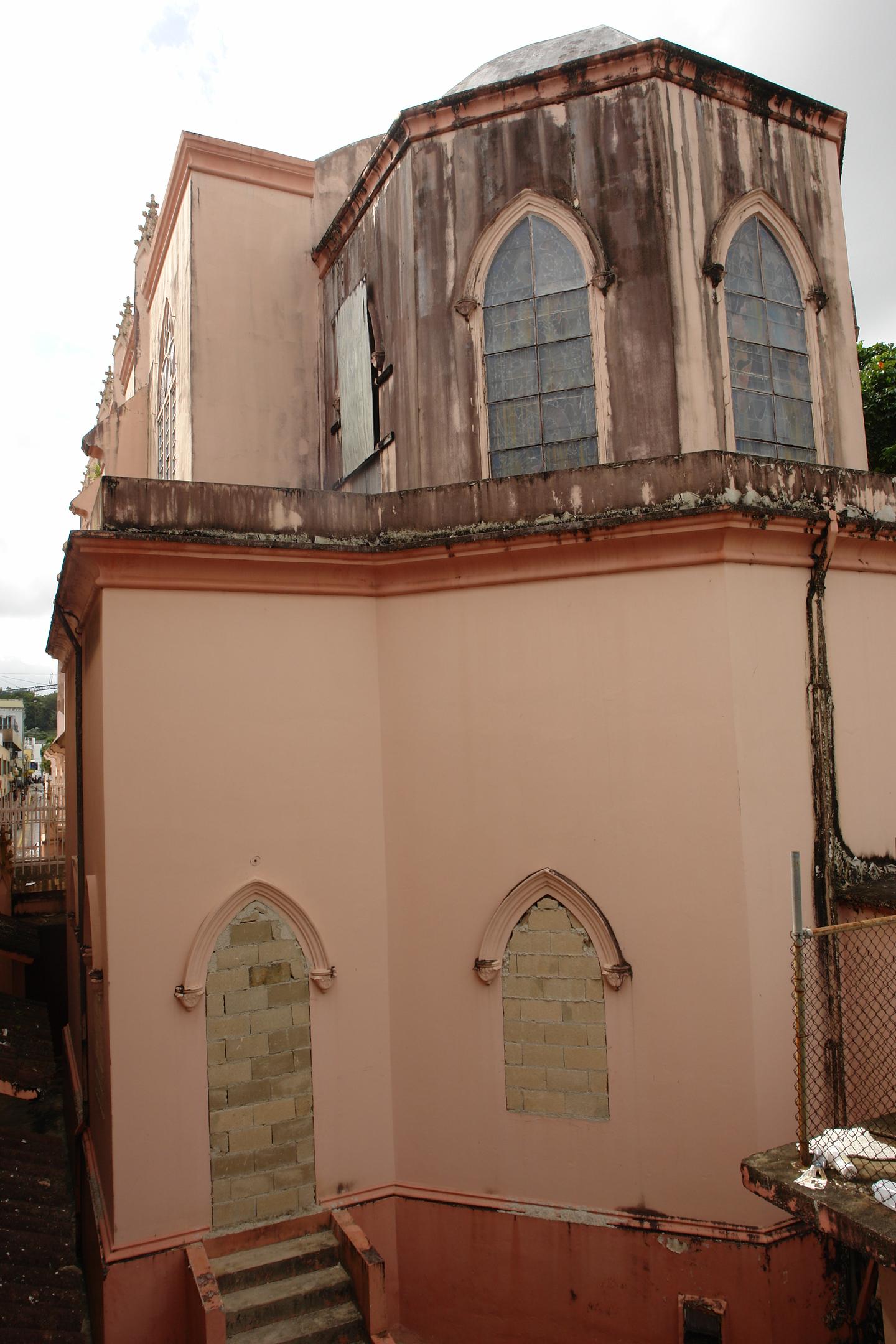 Colegio La Milagrosa - San Juan (Río Piedras) - 2011 00142